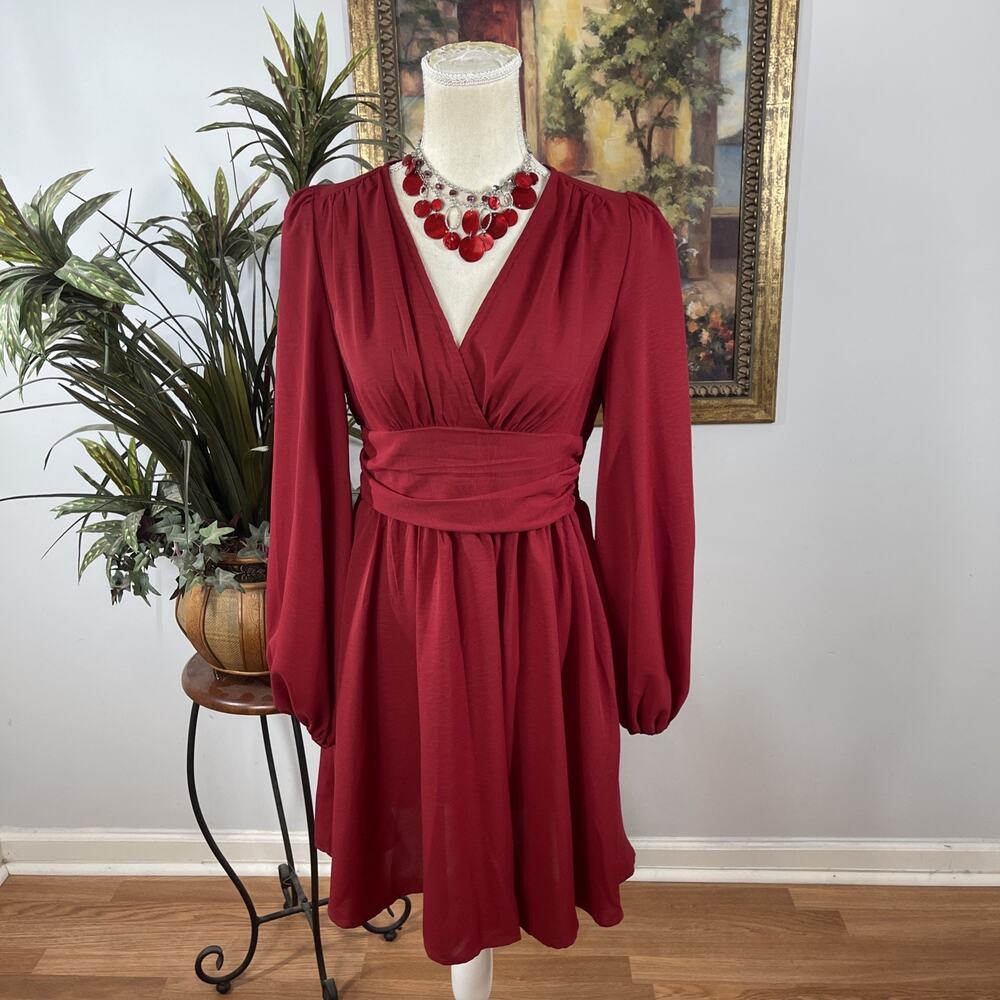 SHEIN women Red V Neck Mini Dress‎ Size 4 Long Sleeve Smocked Waist Party Dress